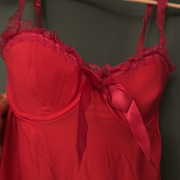 Victoria’s Secret Sexy Little Things 2004 - Picture 2 of 12